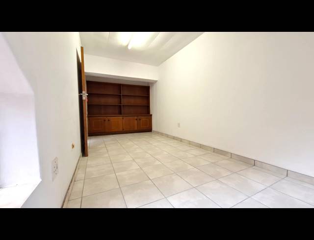 3 BEDROOM APARTMENT TO LET IN POTCHEFSTROOM CENTRAL